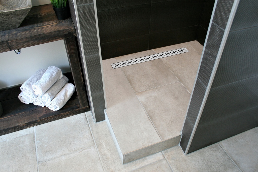 DESAGUE LINEAL RIO ABS + ACERO INOX SERIE WAVE MATE SIN ADAPTADOR - 60cm/ 24´