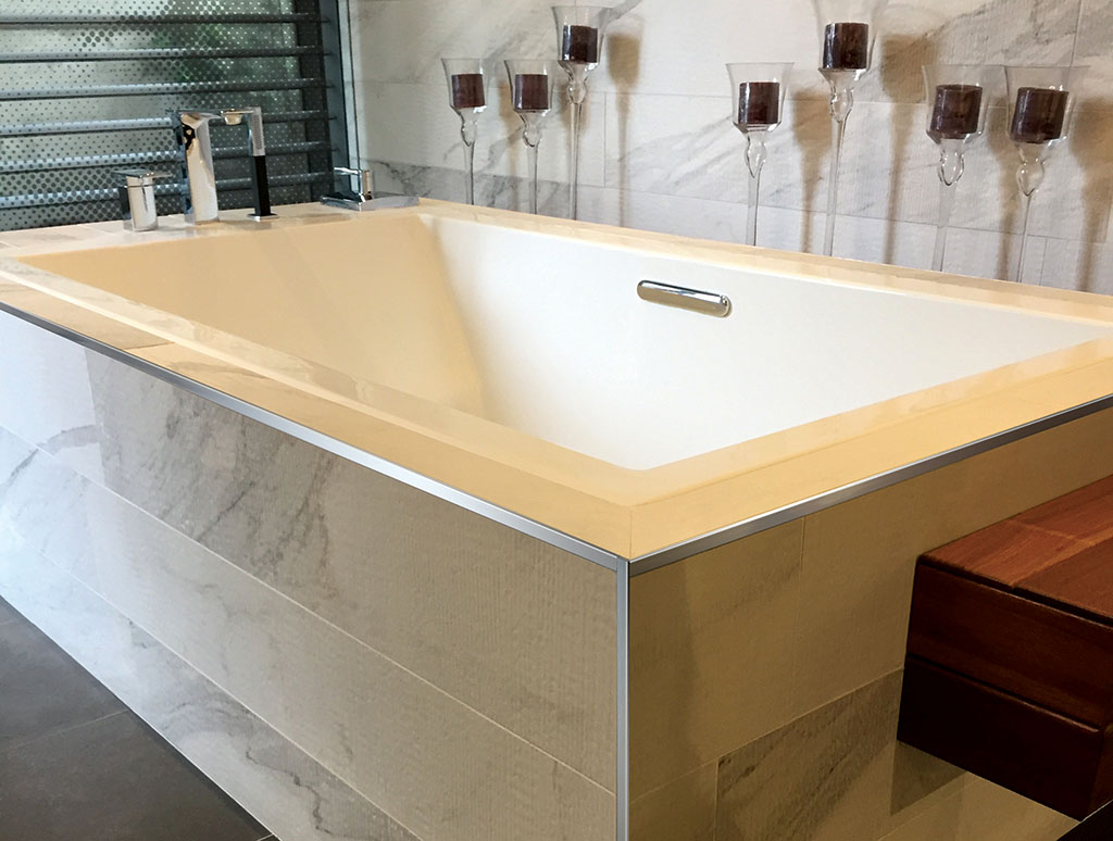 ALUMINIO VARILLA EN L 10mm x 2,5m BLANCO