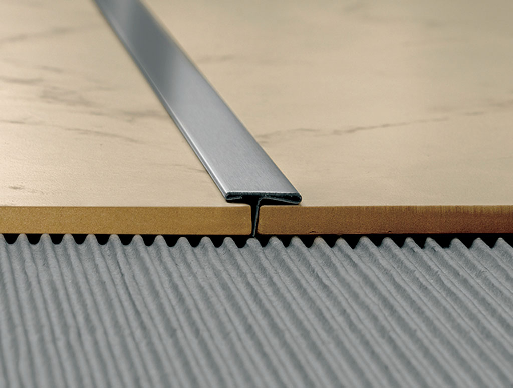 ACERO INOX. HONGO 16mm x 2,5m ESM