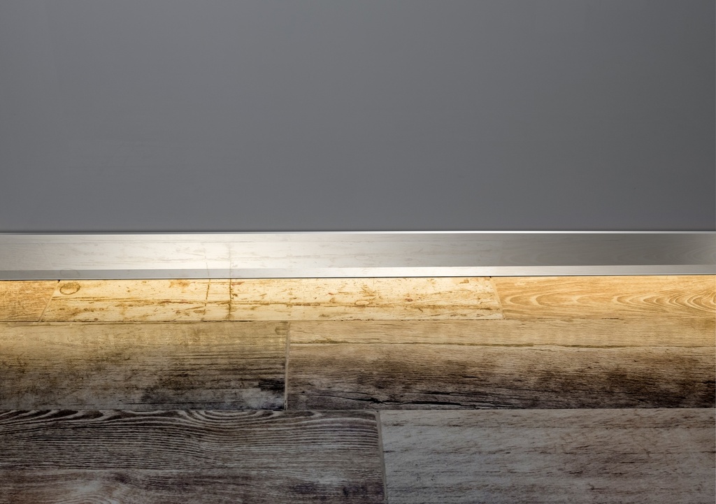 ACERO INOX. VARILLA ZOCALO SLIM 80mm x 2,5m BRI