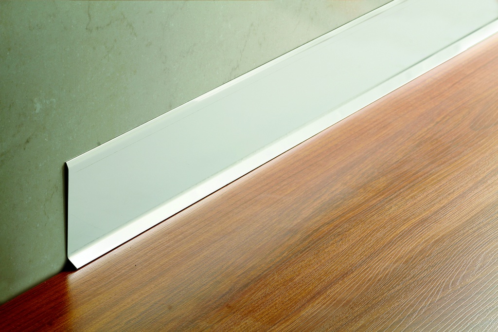 ACERO INOX. VARILLA ZÓCALO SLIM 80mm x 2,5m ESM