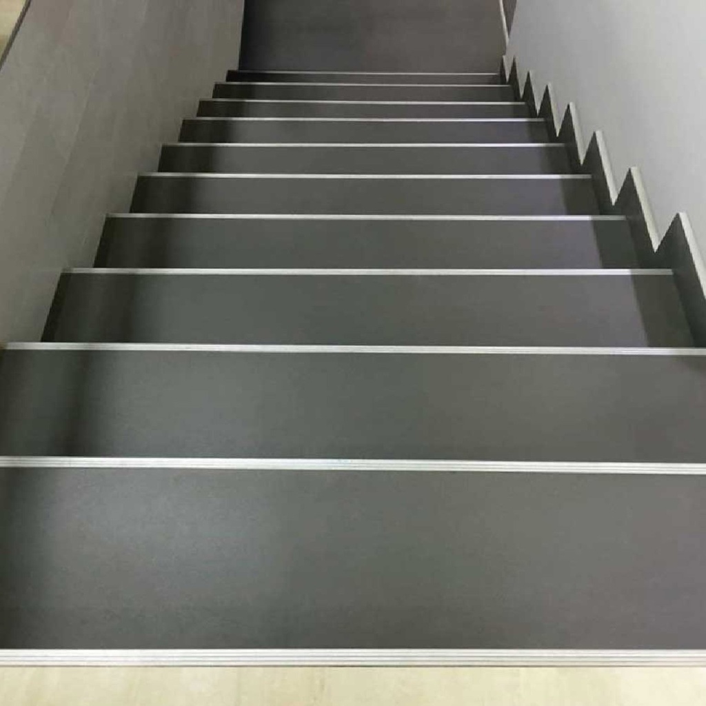 ALUMINIO PROT.ESC.GRADA 10,5x20mmx2,5m CR MATE